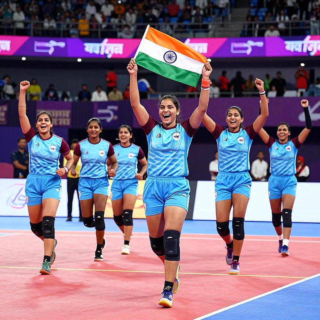 ৩৭–৩৪: ভারত-ইরান মহিলা কাবাডি ফাইনালের তৃতীয় লেন আর অল আউটের ঘড়ি