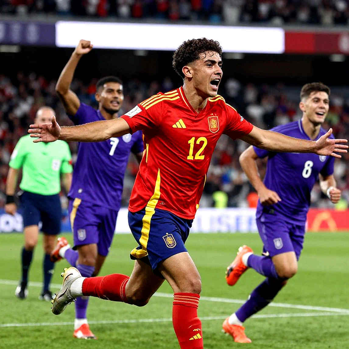 Ruben van Bommel's Debut: The Story Behind the Trivela Assist That Highlights Never Show You Ruben van Bommel's Debut: The Story Behind the Trivela Assist That Highlights Never Show You