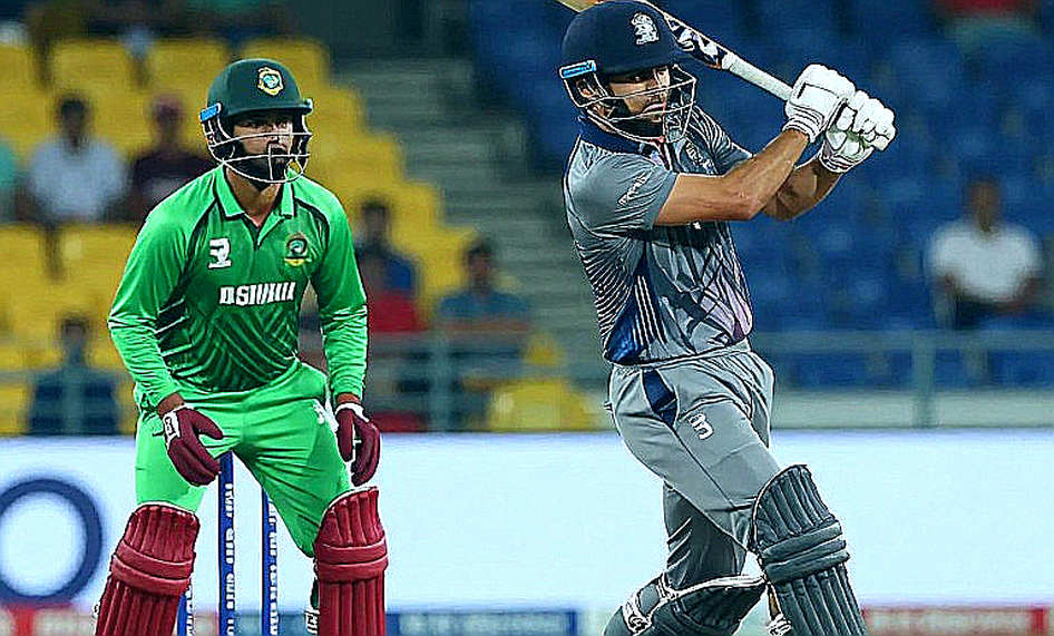 সফট বলের ষাটতম ওভার: কাউন্টি চ্যাম্পিয়নশিপের কুকাবুরা রাউন্ড কীভাবে সিম বোলারের হিসাব বদলে দিল সফট বলের ষাটতম ওভার: কাউন্টি চ্যাম্পিয়নশিপের কুকাবুরা রাউন্ড কীভাবে সিম বোলারের হিসাব বদলে দিল