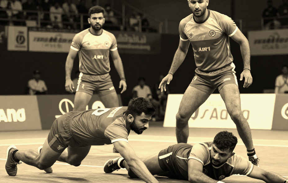 নভেম্বর ২০২৬: তিনটি লঞ্চ, একটি এটেনশন-যুদ্ধ, আর যে ঘুমের হিসাব কেউ রাখছে না