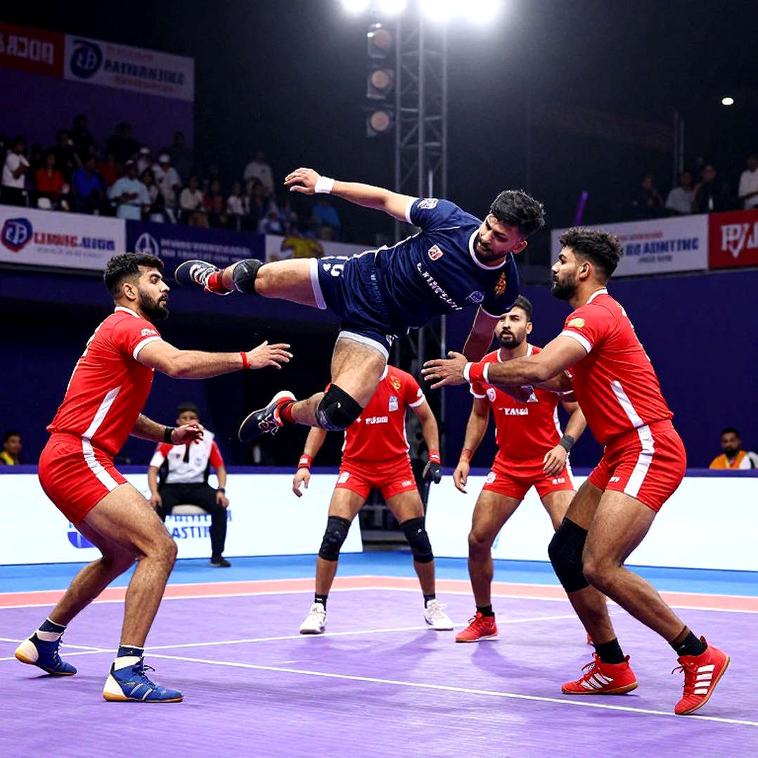 তিনটি অল-আউট, একটা সুপার ট্যাকল আর একটা ফাঁকা লিগ: নারী কাবাডির সেমিফাইনালে ৪৮-২৪ কী লুকিয়ে রাখে