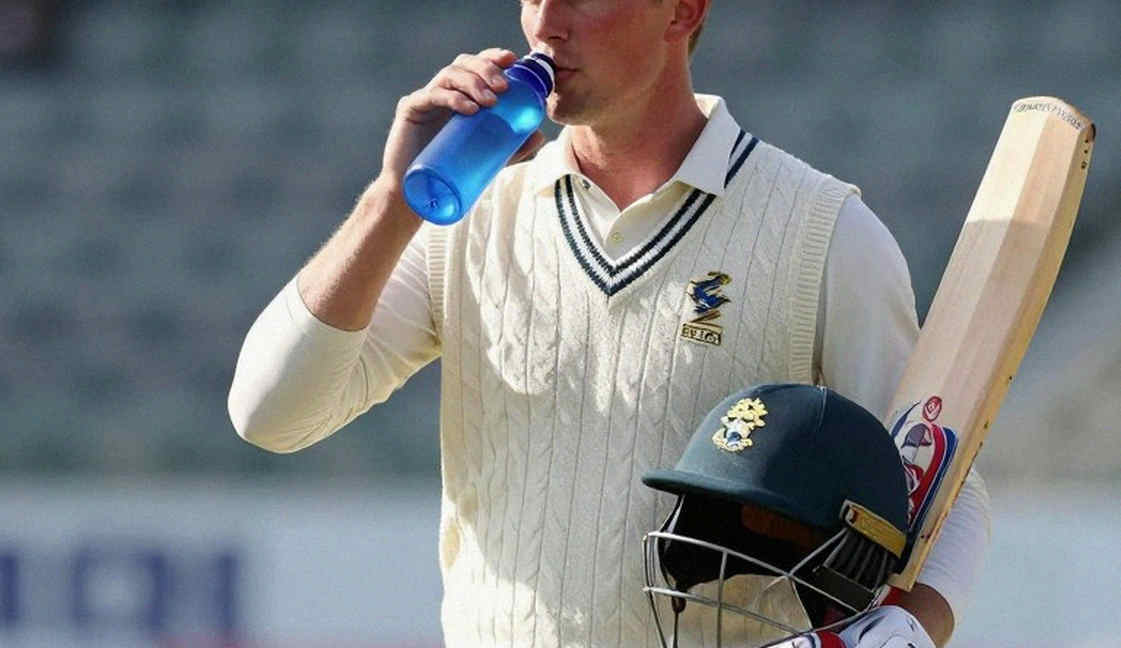 অদৃশ্য উইন্ডো: আইপিএল ট্রফি আসলে কেনা হয় নিলামে নয়, চুক্তির ছোট অক্ষরে অদৃশ্য উইন্ডো: আইপিএল ট্রফি আসলে কেনা হয় নিলামে নয়, চুক্তির ছোট অক্ষরে