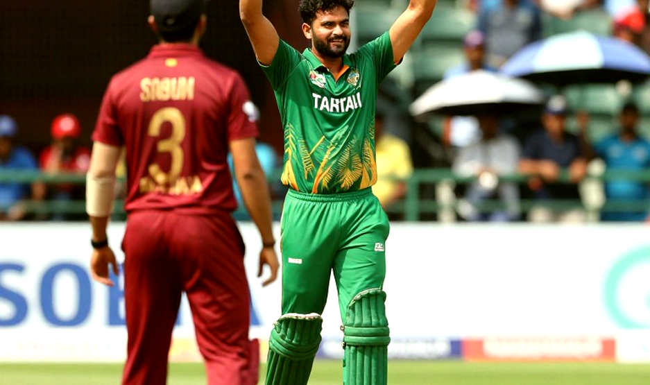 জেদ্দার হাতুড়ি আর খালি ড্রেসিংরুম: এশিয়ান ক্রিকেটের ট্রান্সফার-জানালা পড়তে হয় লোড দিয়ে জেদ্দার হাতুড়ি আর খালি ড্রেসিংরুম: এশিয়ান ক্রিকেটের ট্রান্সফার-জানালা পড়তে হয় লোড দিয়ে